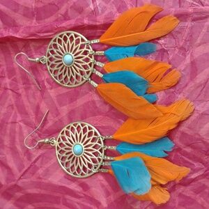 Vintage feather dangle earrings orange blue feather vintage